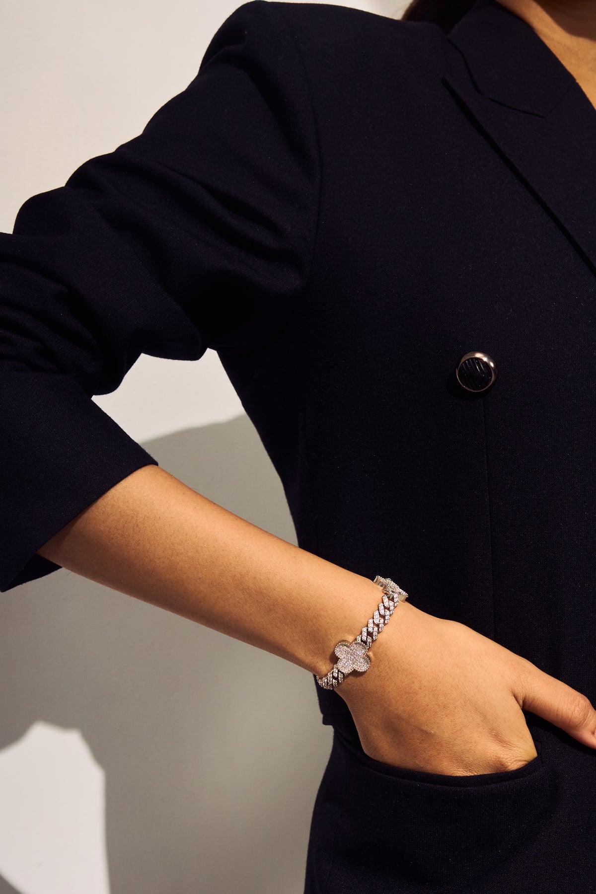 CLOVERED IN ICE BRACELET
