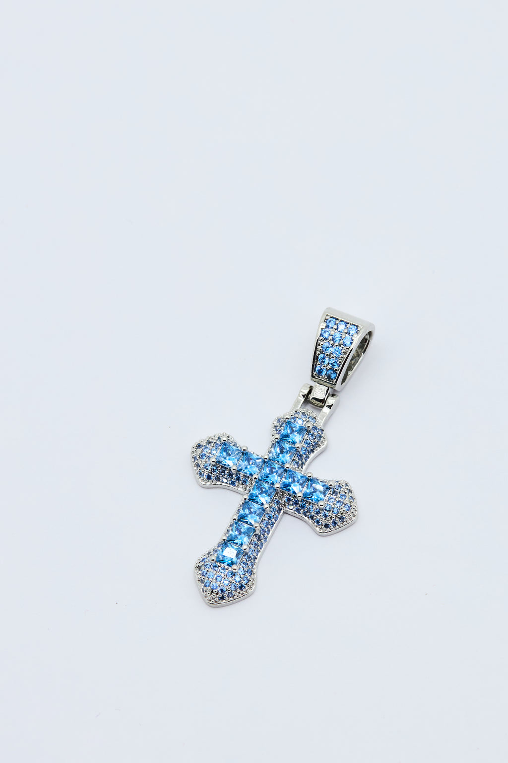 FROST CROSS PENDANT