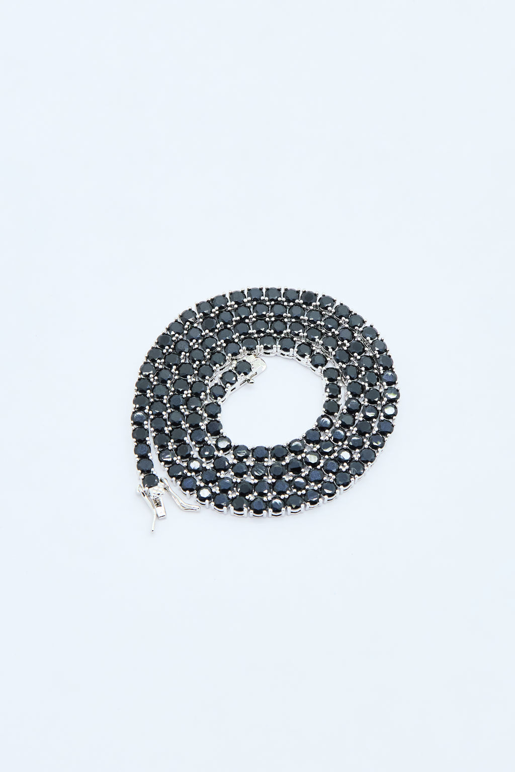 NOIR TENNIS NECKLACE