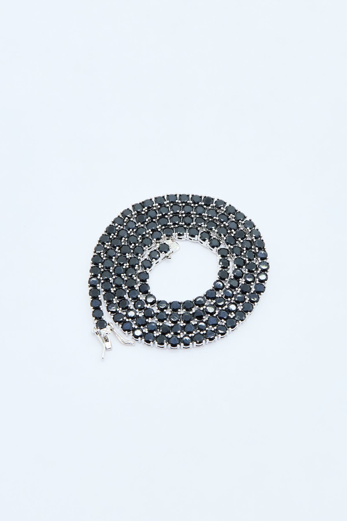NOIR TENNIS NECKLACE