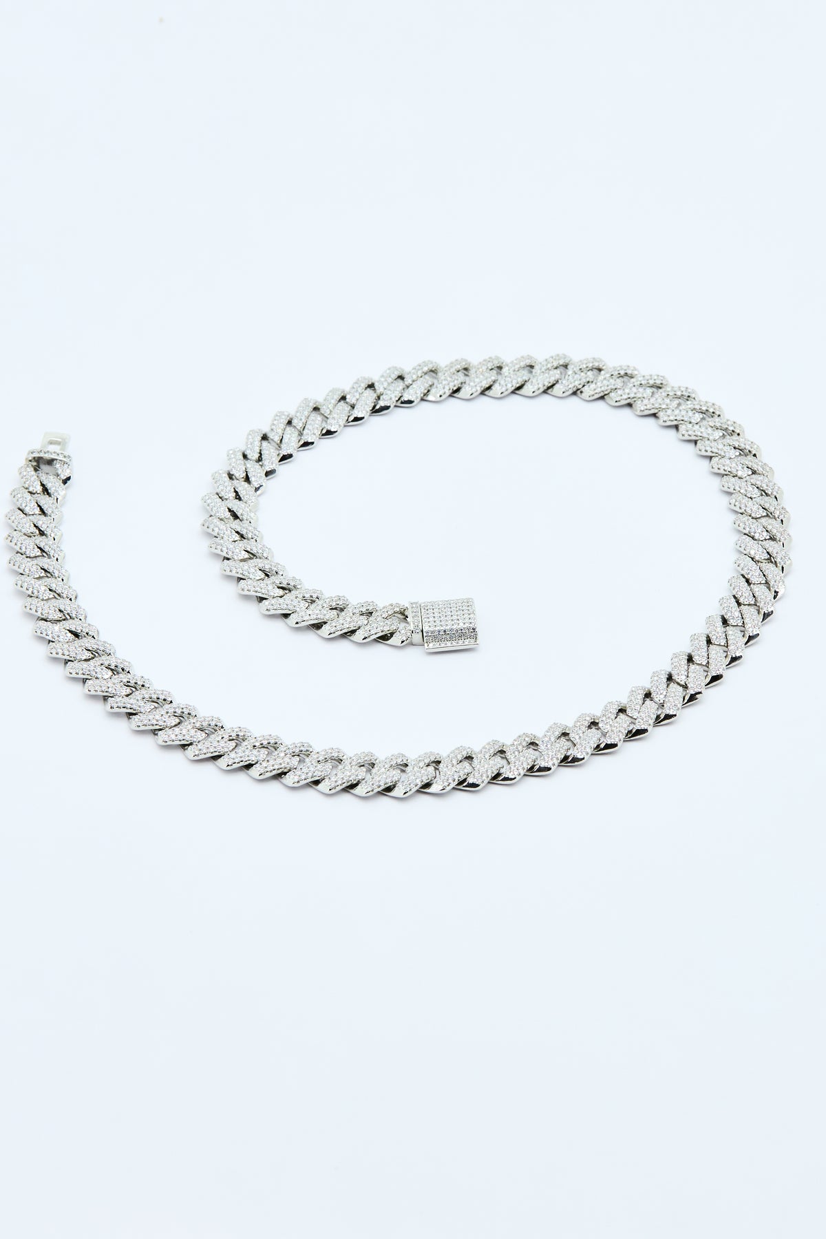 FROST CUBAN NECKLACE