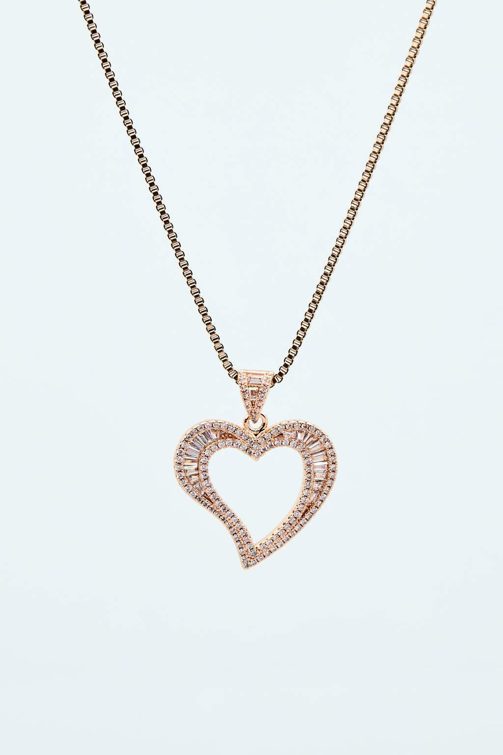 AURA HEART PENDANT