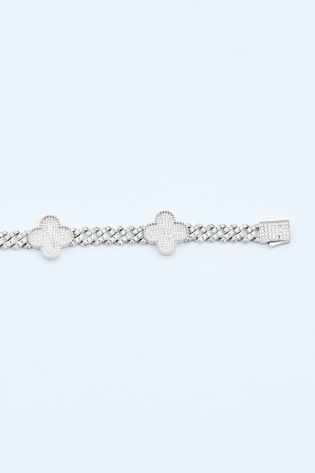 CLOVERED IN ICE BRACELET