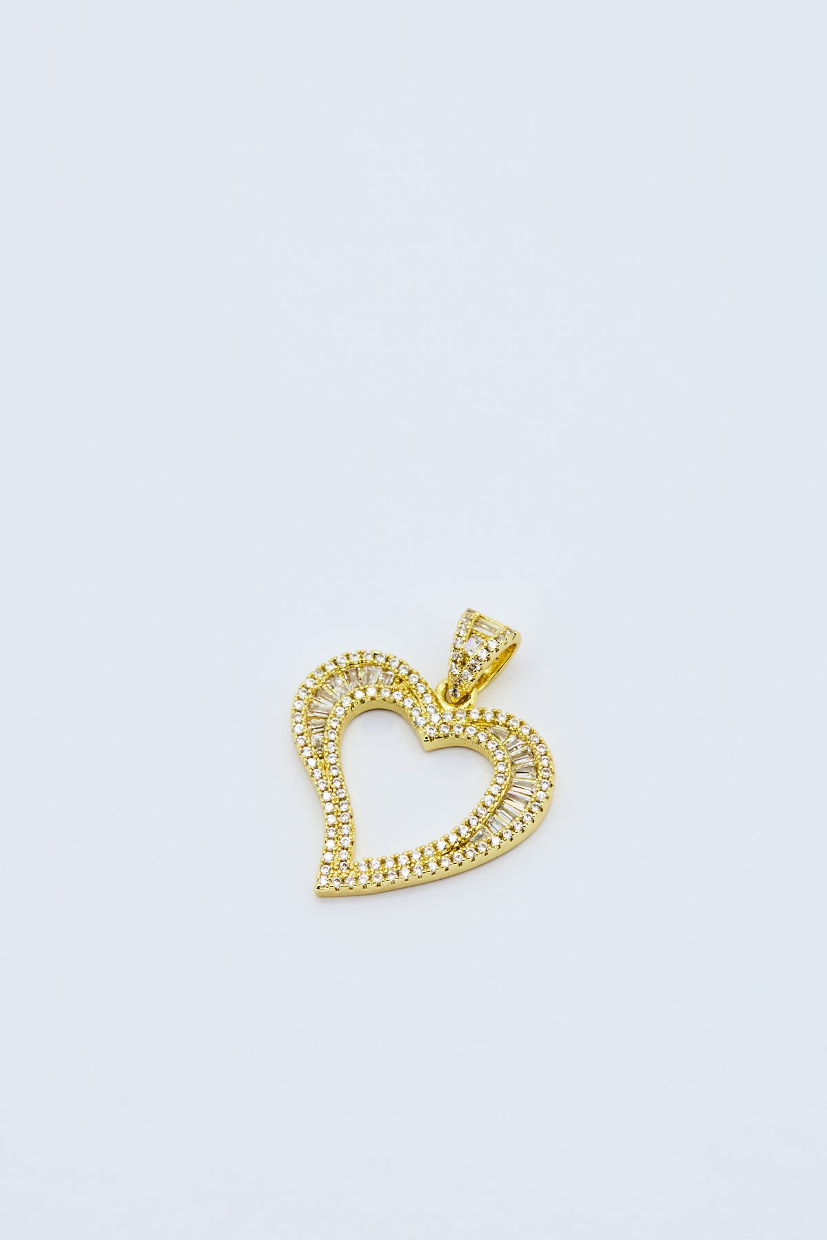 AURA HEART PENDANT