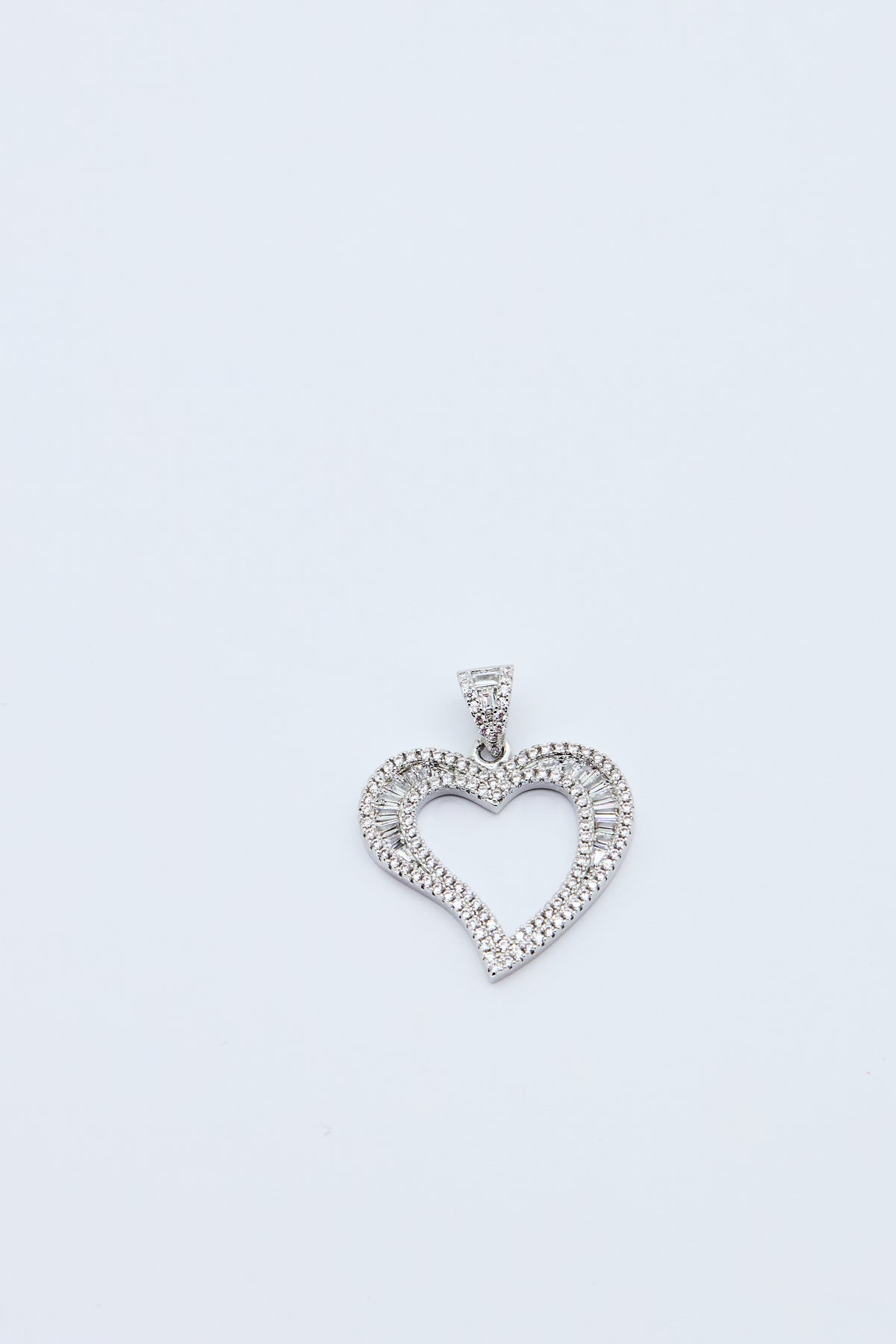 AURA HEART PENDANT