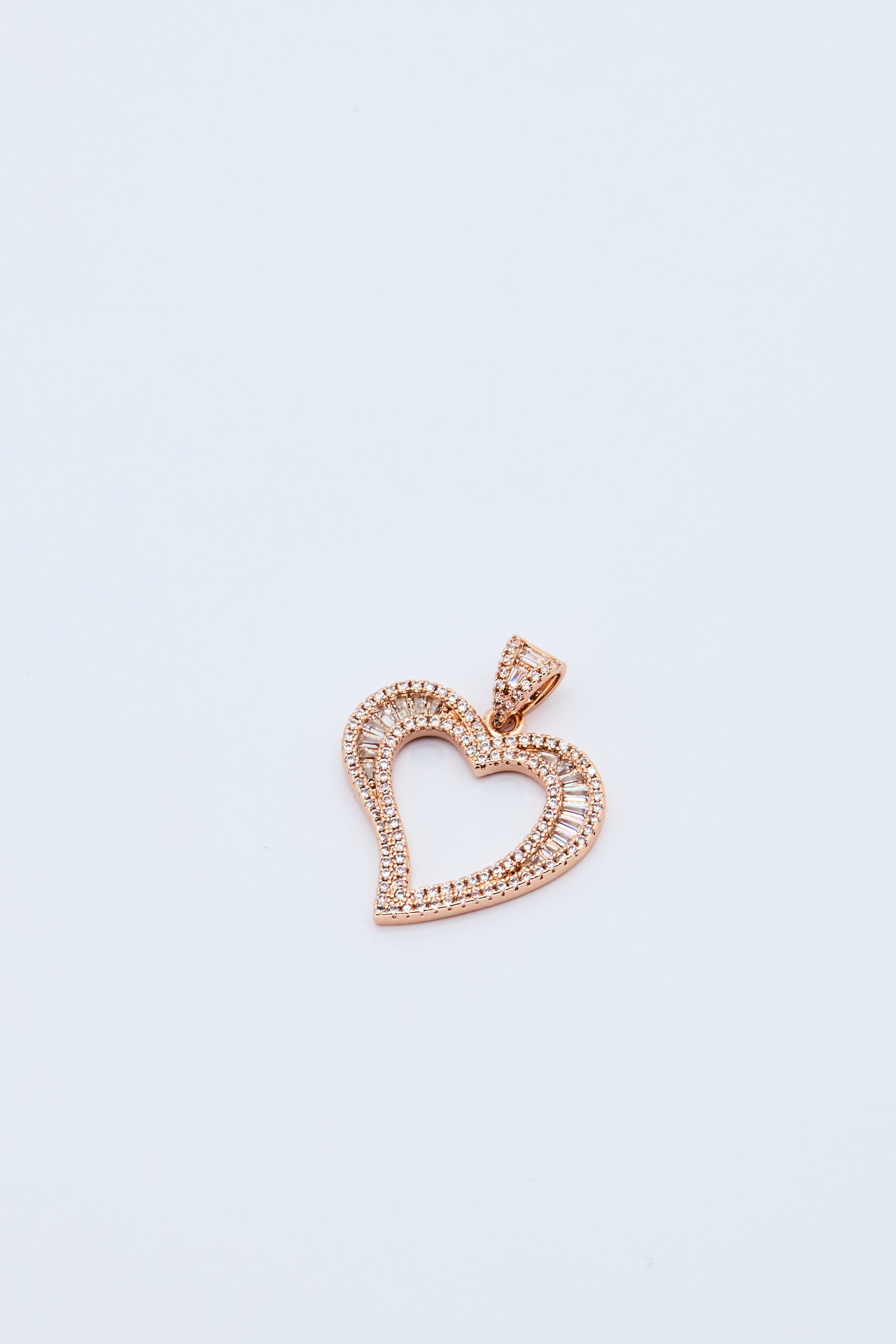 AURA HEART PENDANT